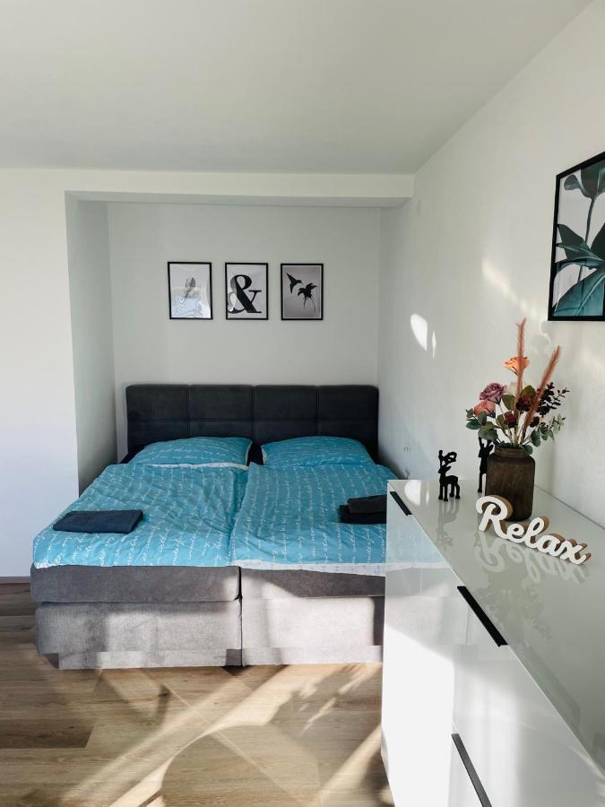 Zollernalb-Apartment Mg Albstadt Bagian luar foto