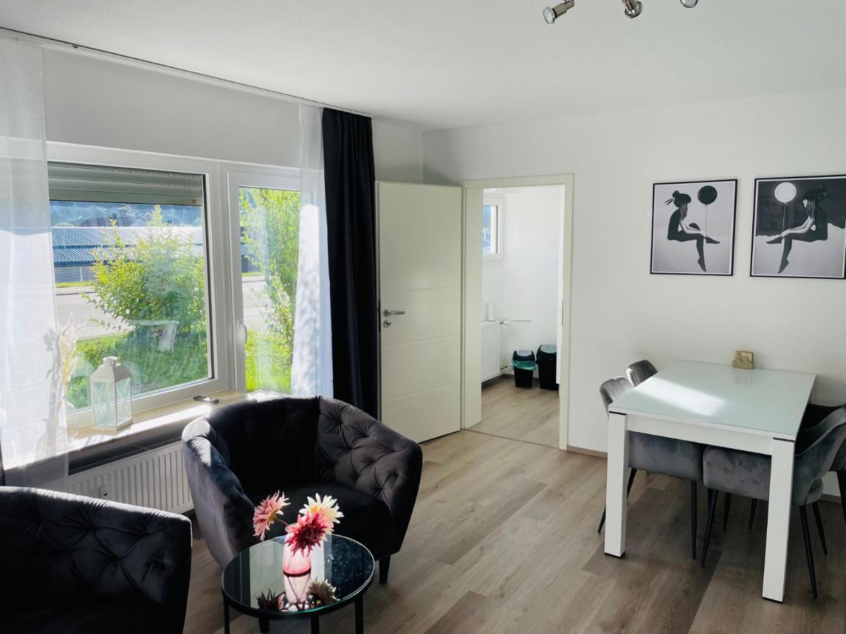 Zollernalb-Apartment Mg Albstadt Bagian luar foto